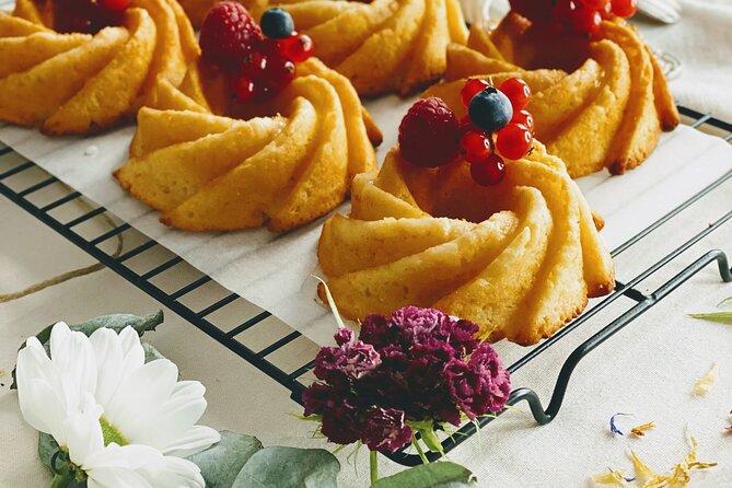 2-Hour Patisserie Experience for Dessert Lovers - Who should book this Madrid dessert experience?