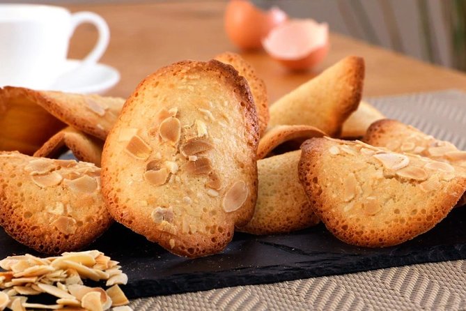 2-Hour Patisserie Experience for Dessert Lovers - Puerta del Sol and the once-a-year royal sweet