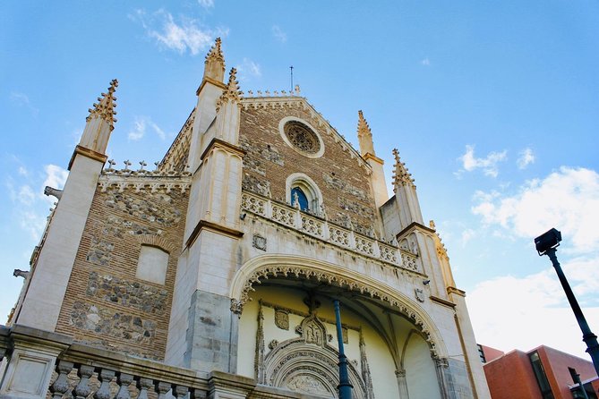 3h Prado Museum Private Tour Skip the Line & Hotel Pick-up - Meeting your guide at the hotel