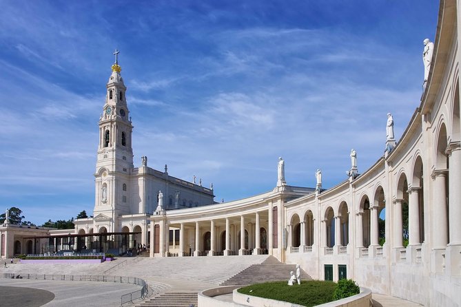 6 Day Portugal Tour including Lisbon and Fatima from Madrid - Salamanca gives the opening day some character