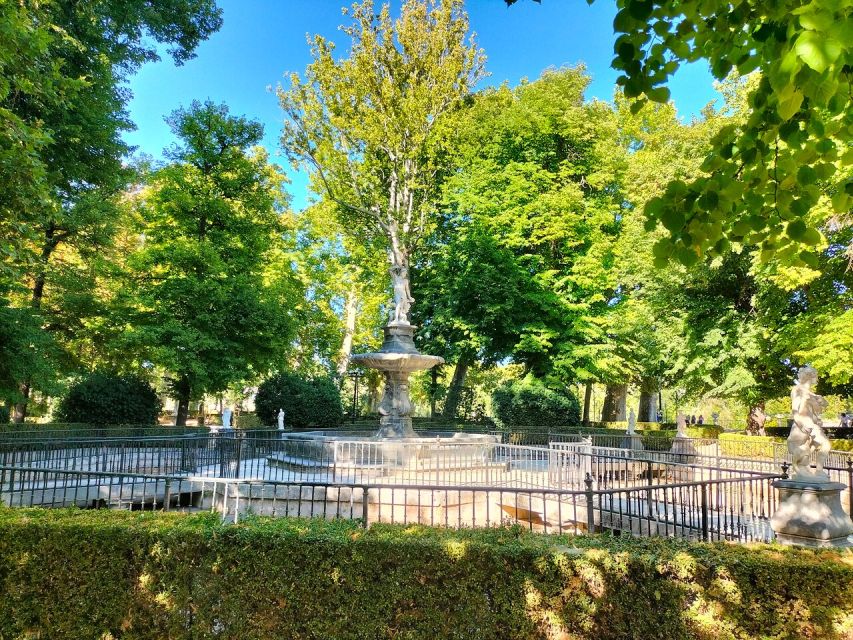 Aranjuez: City and Gardens Guided Walking Tour - Starting at Plaza de Parejas