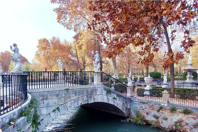 Aranjuez Essential - Starting at Plaza de Parejas