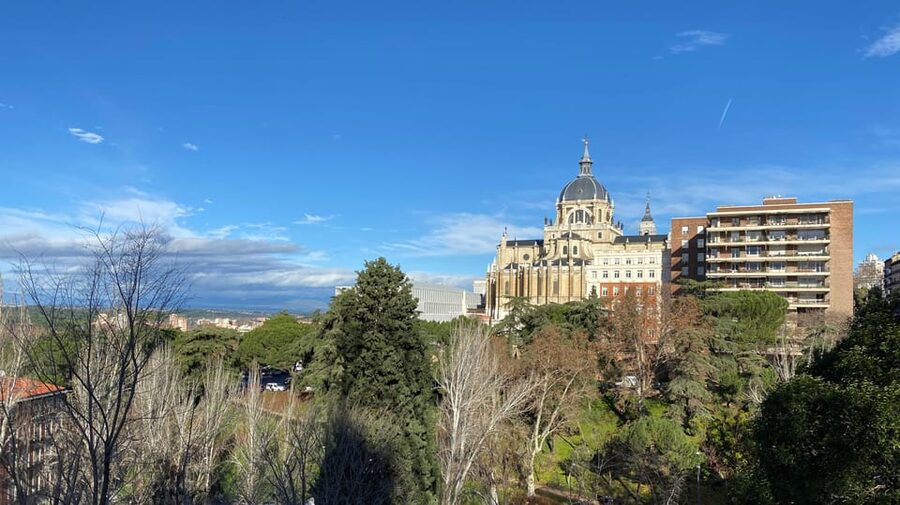 Architecture Tour: Old Historic Madrid with an architect - The Arab Wall and Madrid’s first chapter