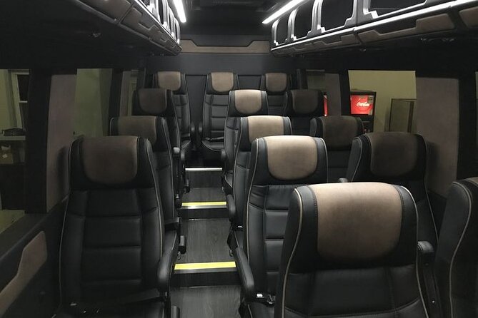 Arrival Private Transfer from MAD Airport to Madrid in a Minibus - Who gets the best value from the $160.34 price