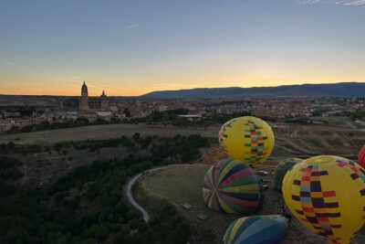 Balloon flight at sunrise in Segovia