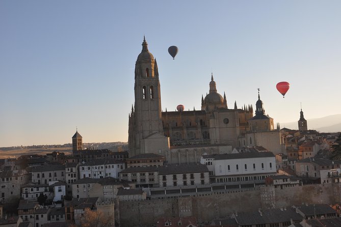 Balloon Ride Over Segovia or Toledo with Optional Transport from Madrid - Watching Globos Boreal prepare the balloon