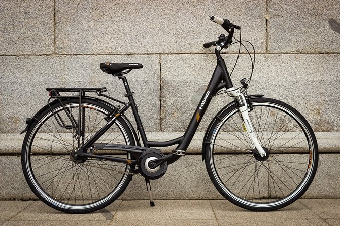 Bike Rental Madrid (full day)– Discover the city your way - Starting beside Retiro Park