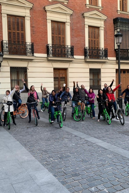 Bike Tour Through Madrid Río and Casa de Campo - Crossing the Manzanares into Casa de Campo