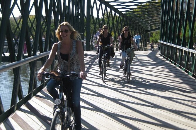 City Bike Rental with Phone Holder and Self Guided Tour - Is $17.97 good value?