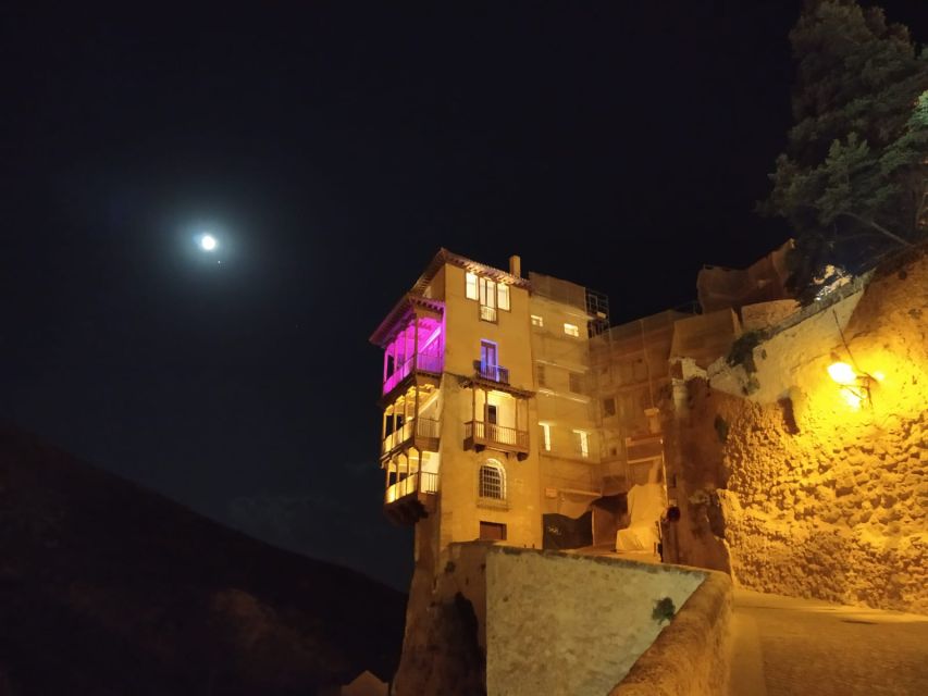 Cuenca: Private Walking Tour of Medieval Cuenca - Entering Cuenca’s medieval fortress town