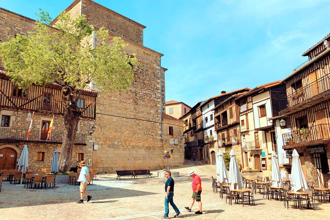 Discover the unique wine and villages of the Sierra de Salamanca - Meeting a second winemaker at Vinos La Zorra