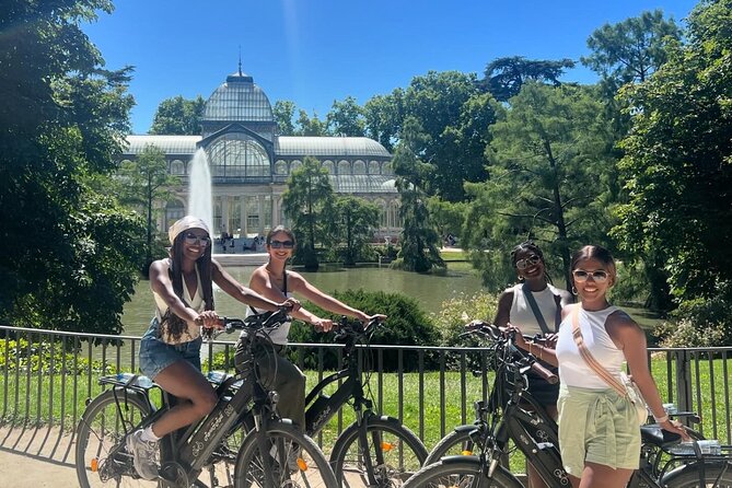 Ebike tour Madrid, green areas and panoramic views. 3 hours - The Manzanares Linear Park brings the best city view