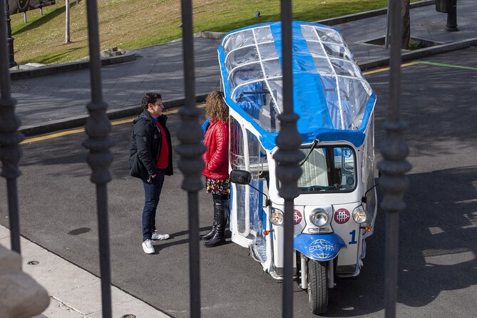 Eco Friendly Tuk Tuk Experience with the Local in Madrid - Neptune, Paseo del Prado, and the Prado Museum