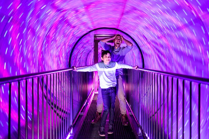 Entrance to the Museum of Illusions Madrid - Crowding Can Change the Experience