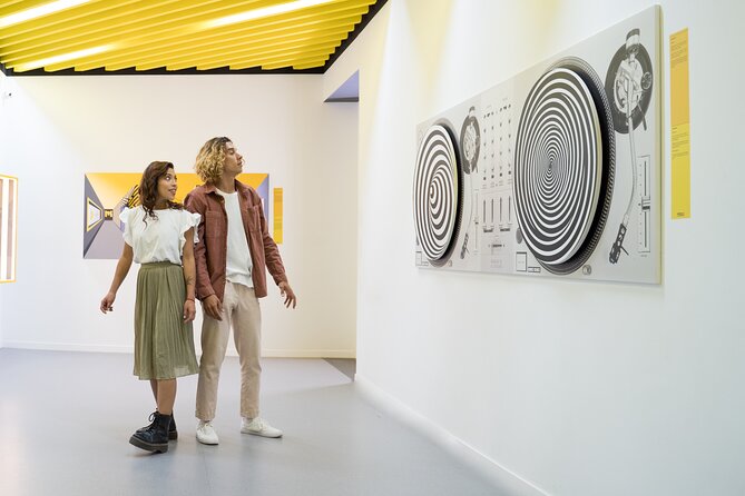 Entrance to the Museum of Illusions Madrid - Should You Book the Museum of Illusions Madrid?