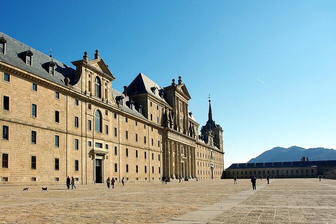 Escorial & Valley Half-Day Morning Tour from Madrid - Timing, walking, and practical comfort