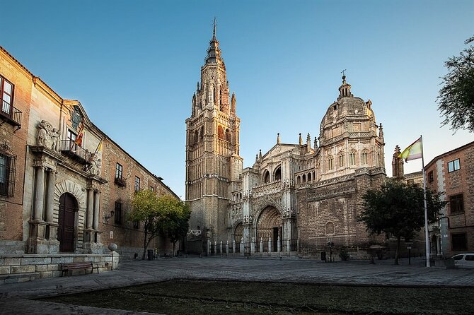 Essence of Toledo: Private Tour with a Local Archaeologist - Meeting your guide at the station or hotel