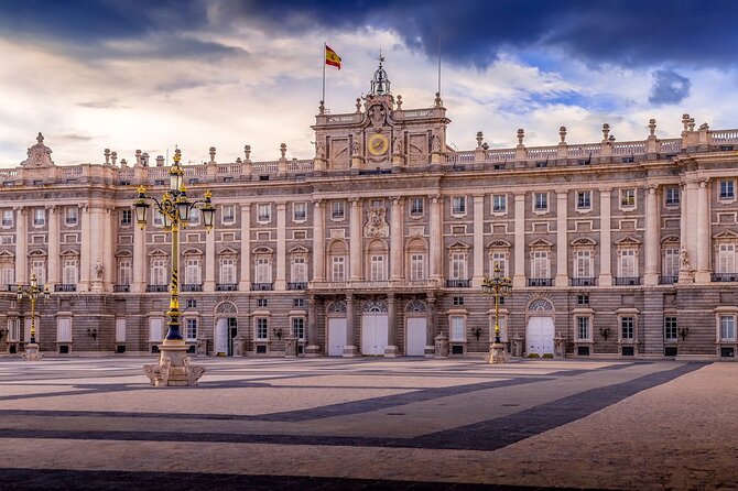 Essential Madrid: Private Walking tour - Santa Ana Square and the stories of Romantic Madrid