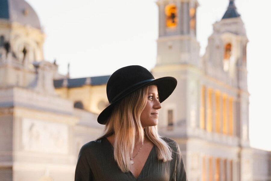 Exclusive Photo Tour Madrid ⭐️ - No posing experience required