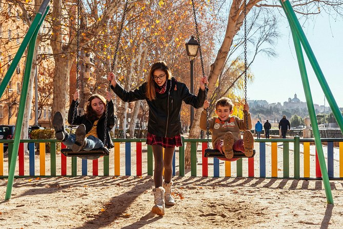 Family Friendly Madrid Private City Tour - A short pause in Jardines de Lepanto