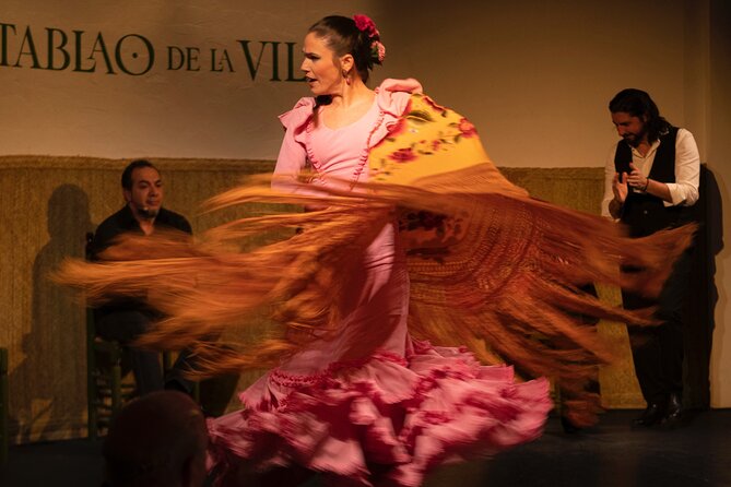 Flamenco Show at the Tablao de la Villa Madrid - The flamenco performance: guitar, voice, and dance