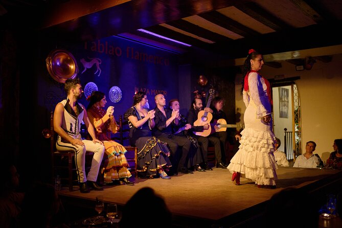 Flamenco Show with the Soul in Madrid - A close-up flamenco show at La Quimera