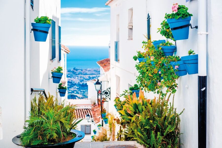 From Madrid: Andalusia with Cordoba and Costa del Sol 6 Days - The Costa del Sol is a change of pace, not a full beach holiday