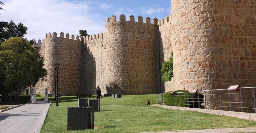 From Madrid: Avila and Segovia Full-Day Tour - Key points to know before booking