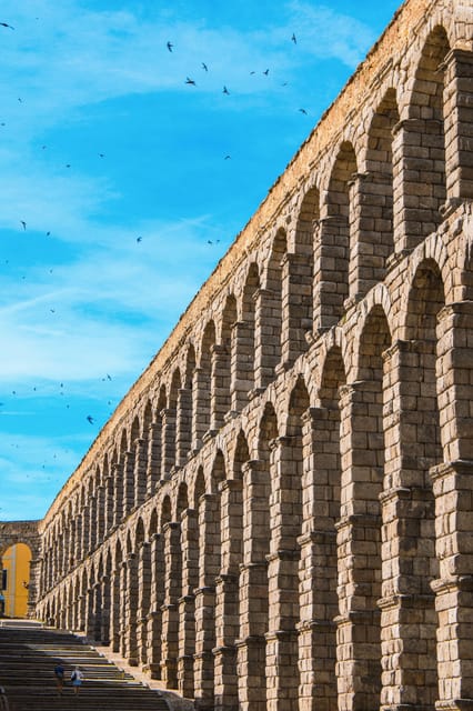 From Madrid: Ávila and Segovia Guided Day Trip - Plaza Mayor, cathedral, and the walk to the Alcázar