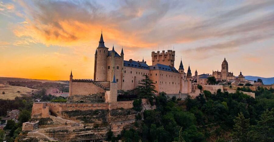 From Madrid: Avila, Segovia & Toledo Private Tour - Ávila and its medieval walls