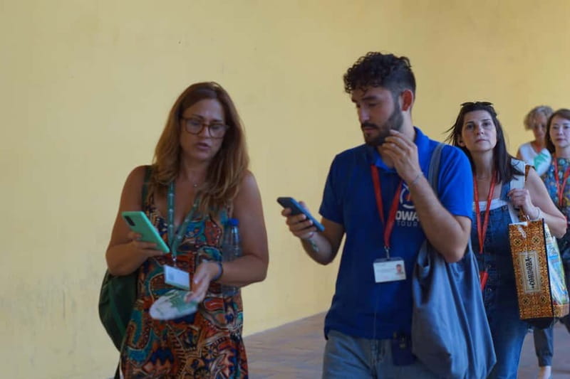 From Madrid: Cordoba and Mosque Day Trip by High-Speed Train - Meeting Córdoba at the Roman Bridge