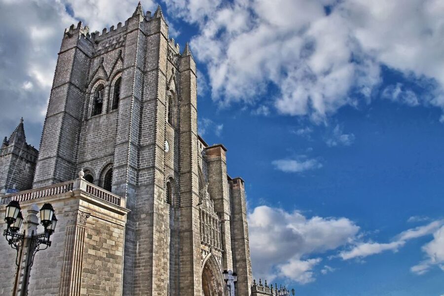 From Madrid: Day Trip to Ávila and Salamanca w/ Guided Tour - Why this Madrid day trip works