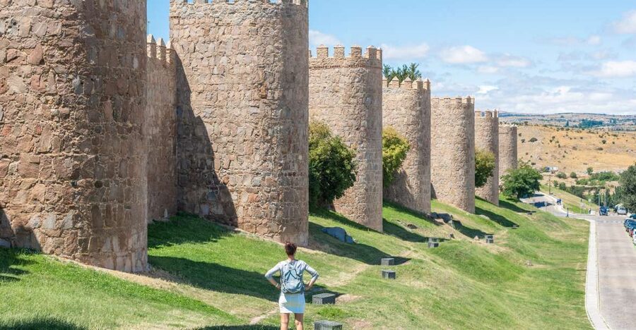 From Madrid: Day Trip to Ávila and Salamanca w/ Guided Tour - Salamanca first, with 3.5 hours to explore