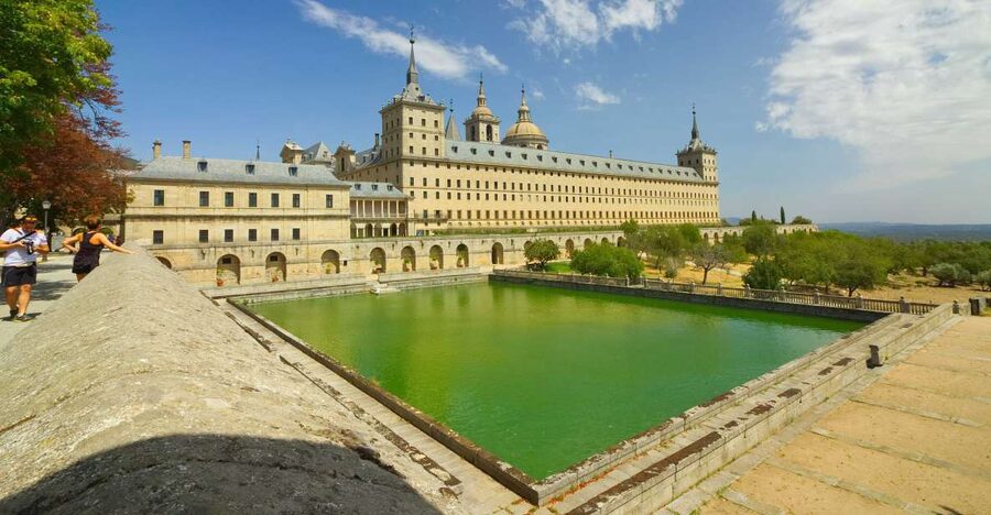From Madrid: El Escorial, Valley and Segovia Day Trip - El Escorial, Philip II’s severe royal machine
