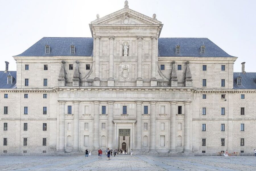 From Madrid: Escorial Monastery & Valley of the Fallen Trip - Guides, translation, and the radio system