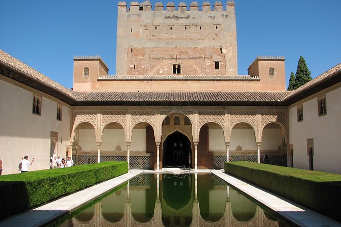 From Madrid: Gems of Andalusia 6-Day Sightseeing Tour - Day 2: Córdobas Mosque-Cathedral and Jewish Quarter