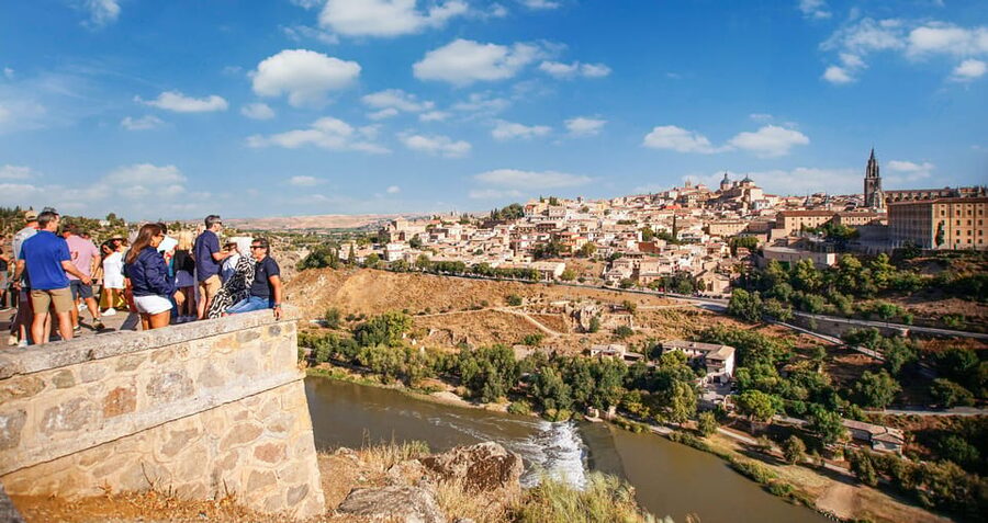 From Madrid: Guided Day Trip to Toledo by Bus - Making the most of free time