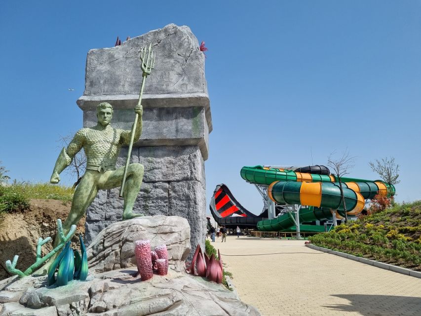 From Madrid: Parque Warner Beach Water Park & Transport - Why queues shape the whole day