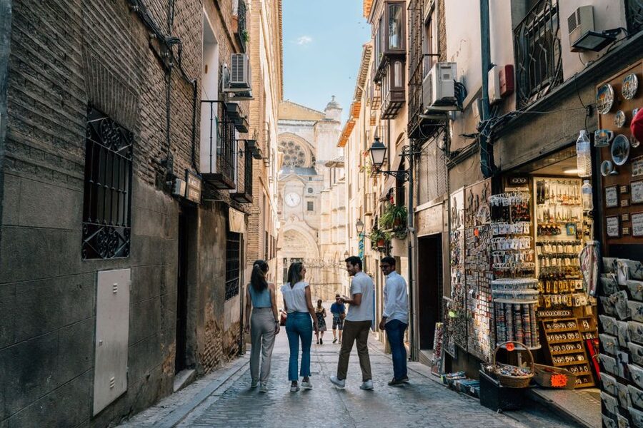 From Madrid: Segovia, Ávila, and Toledo Guided Tour - Ávila: medieval walls and a short lunch break