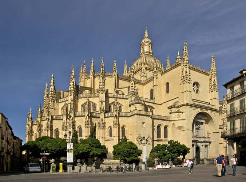 From Madrid: Segovia Guided Afternoon Tour - Free time: useful, but limited