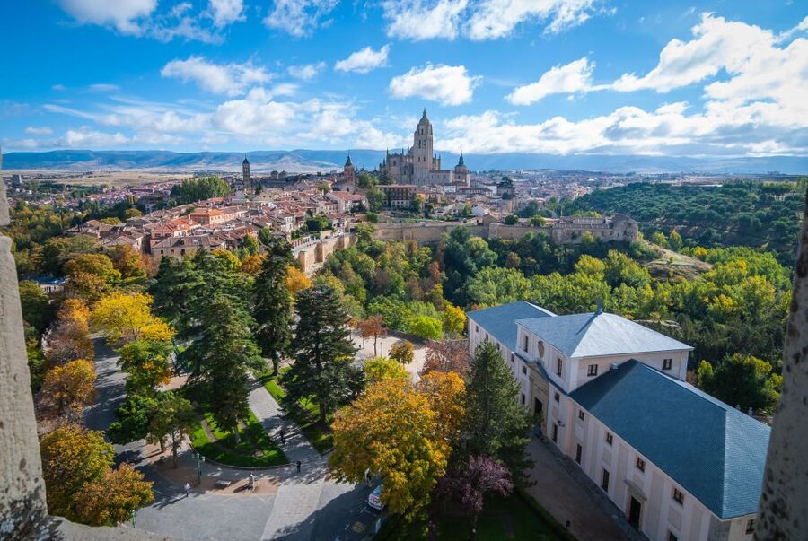 From Madrid: Segovia & La Granja Private Full-Day Tour - The Alcázar visit and the day’s tightest hour