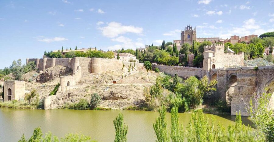 From Madrid: Toledo Guided Day Trip with Cathedral Admission - Meeting in Madrid and riding to Toledo