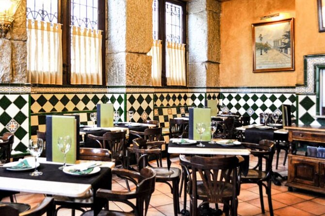 Gastronomic Tour: Discover the best “Wines and Tapas of Madrid” - Plaza de la Villa and Puerta del Sol
