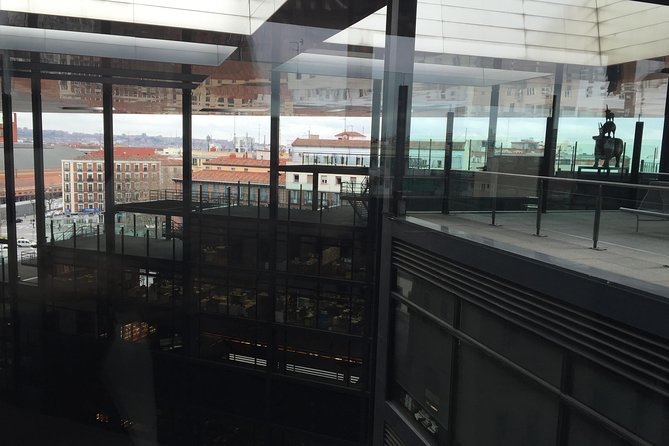 Guided tour of the Reina Sofia Museum in Madrid, entrance fees and pick up at the hotel. - The Guides: Sofia and Ángel