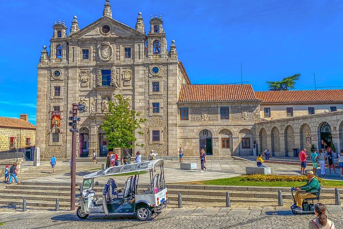 Guided Tuktuk Tour with Stops and Drop-off in Ávila - Why a tuk-tuk works well in Ávila