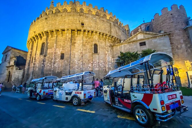 Guided Tuktuk Tour with Stops and Drop-off in Ávila - La Encarnación and the northern wall