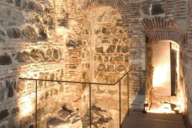 Guided Visit to the Toledo Underground - The Casa del Judío and its 14th-century miqveh