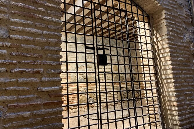 Guided Visit to the Toledo Underground - Finishing at the Roman baths of ancient Toletum