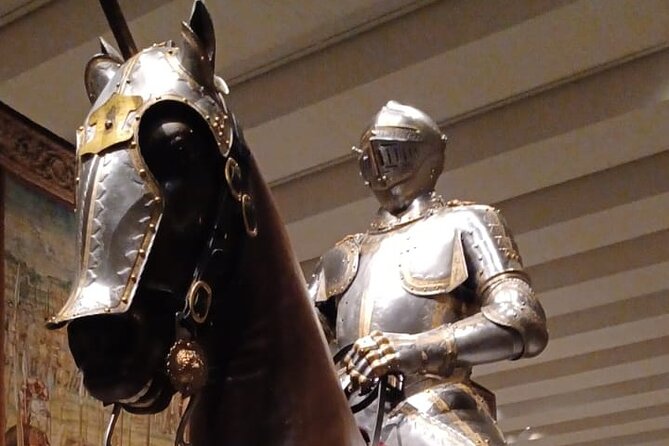 Guided Walking Tour of the Royal Collections Gallery - Starting at the tourist information point near the Royal Palace