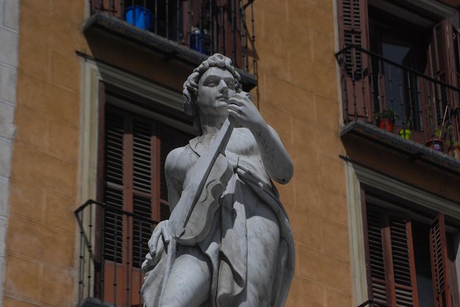 Half-Day Madrid History and Legends Private Walking Tour with Hotel Pick Up - A private introduction to Madrid’s old center